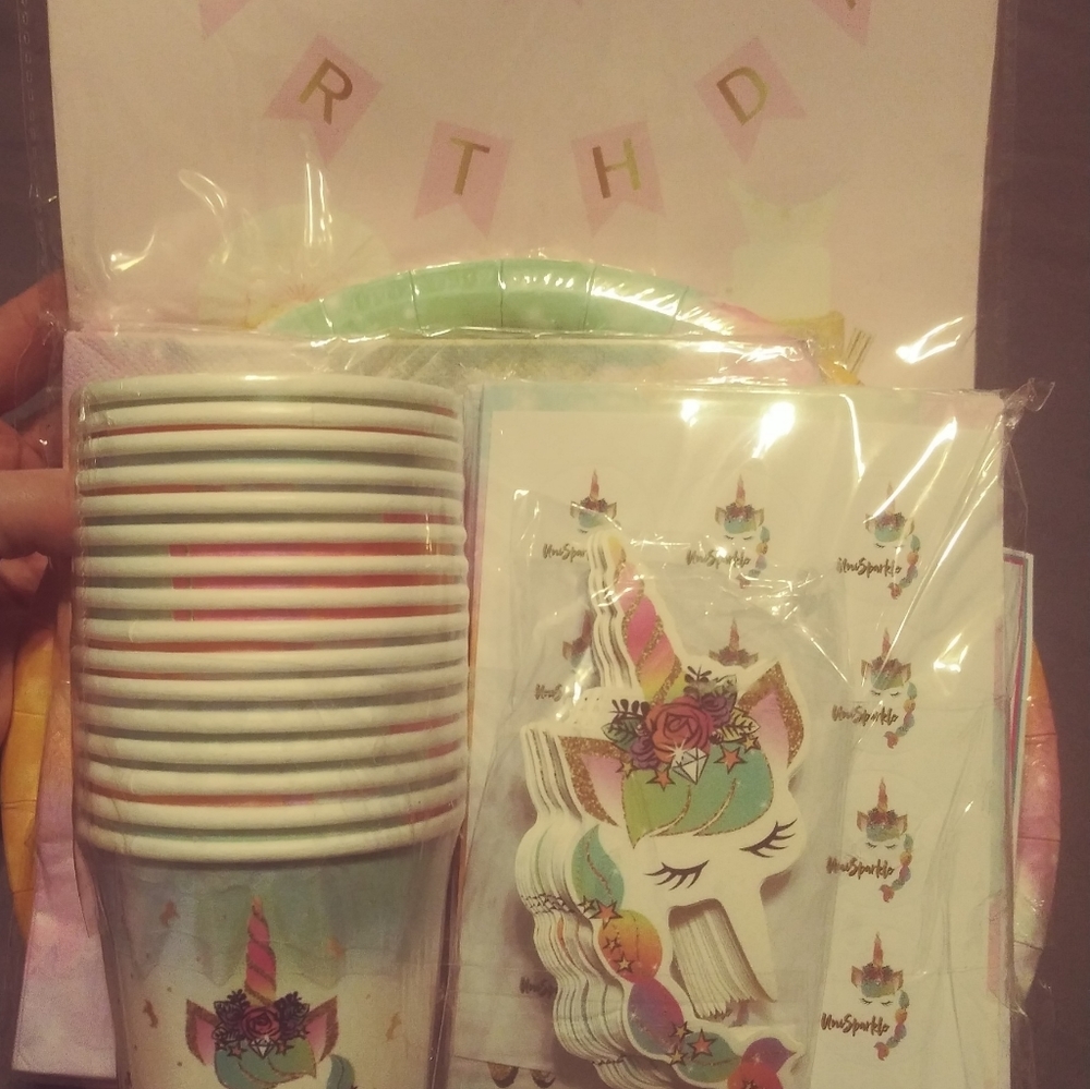 Unicorn party supplies for 16
